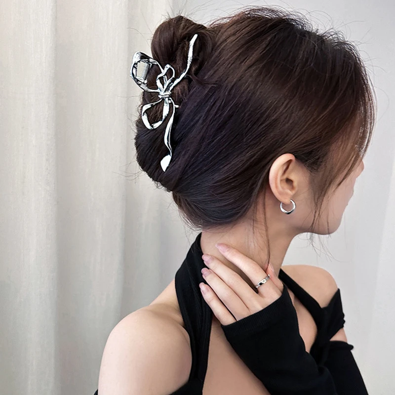 Y2K Korean Style Metal Geometric Hair Claw Women Fashion Hair Ponytail Clips Crab Hairpin Trendy Hair Accessories Girls Female