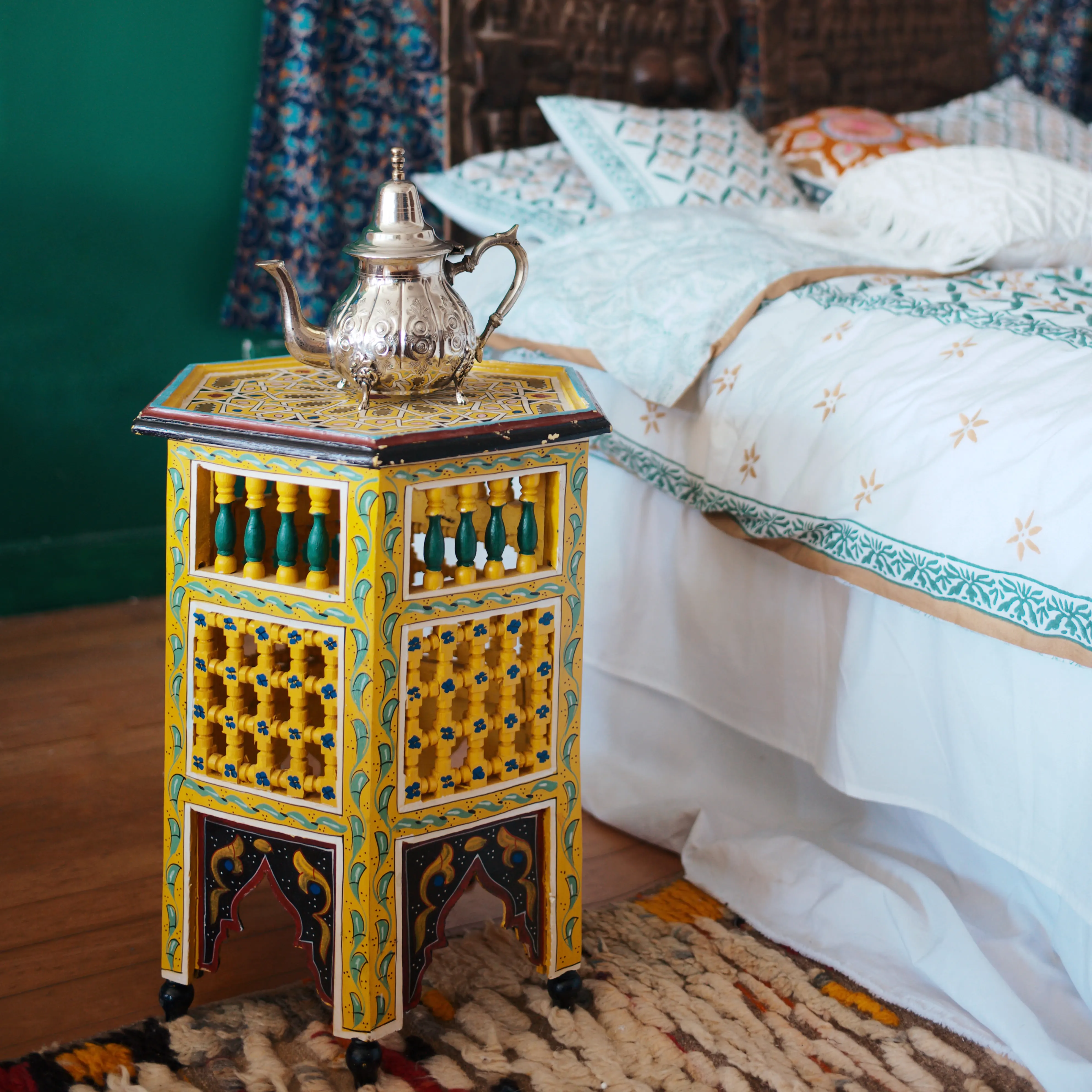 

Moroccan hand-painted coffee table, hexagonal table, homestay living room, coffee table, side table, Bohemia, North Africa