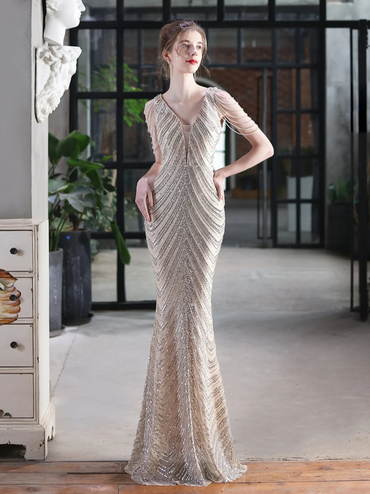 

Новое модное вечернее платье с пайетками и тяжелой вышивкой, роскошное бальное платье из высококачественного полиэфирного волокна