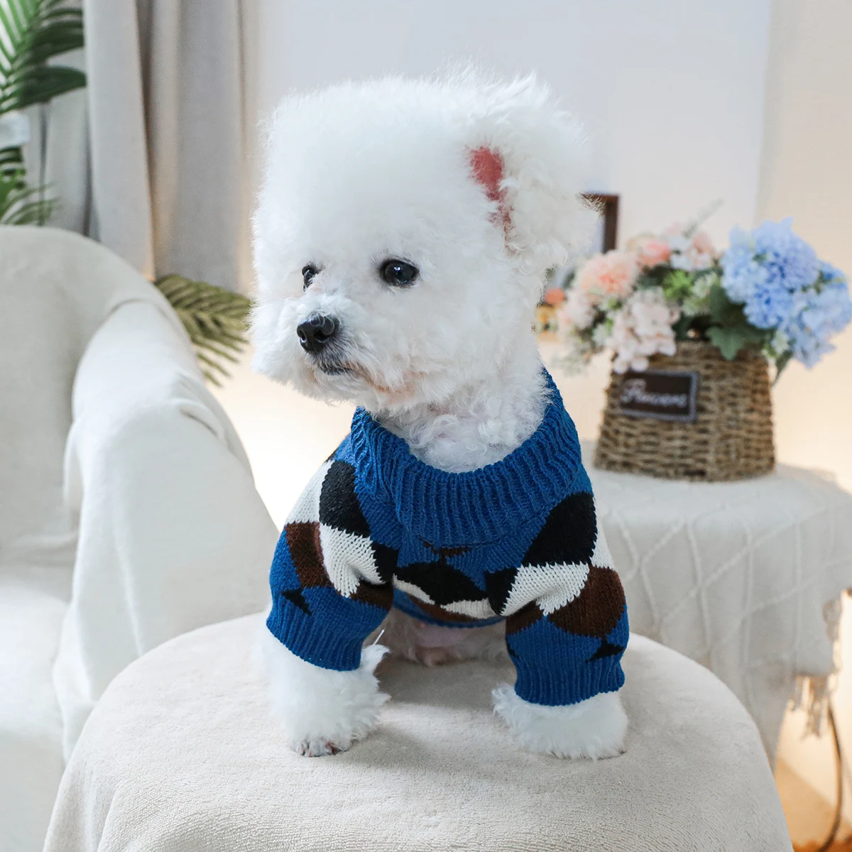 1PC pet clothing blue coffee diamond grid sweater pullover knitted sweater suitable for small and medium-sized dogs