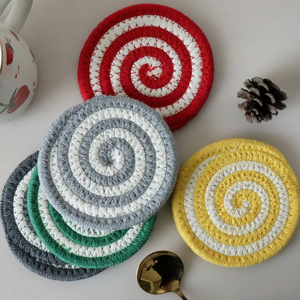 

5 Pcs 18cm Spiral Cotton Rope Placemats Colorful Woven Coasters Heat Resistant Soft Round Braided Insulated Mats for Dining Room