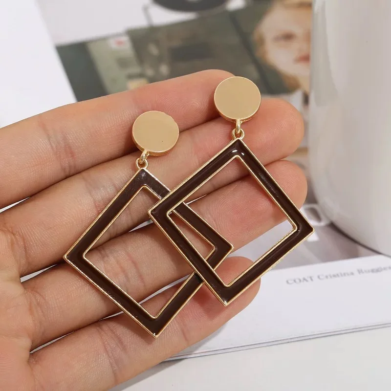 Hollow Out Rhombus Frame Dangle Earrings for Women Wedding Party Simple Jewelry Brown Enamel Oil Geometry Round Drop Earrings