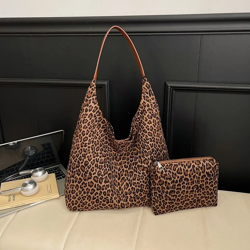 

Large Capacity Vintage Leopard Print Shoulder Bag Suede Texture with Magnetic Closure Lightweight Durable Womens Bag