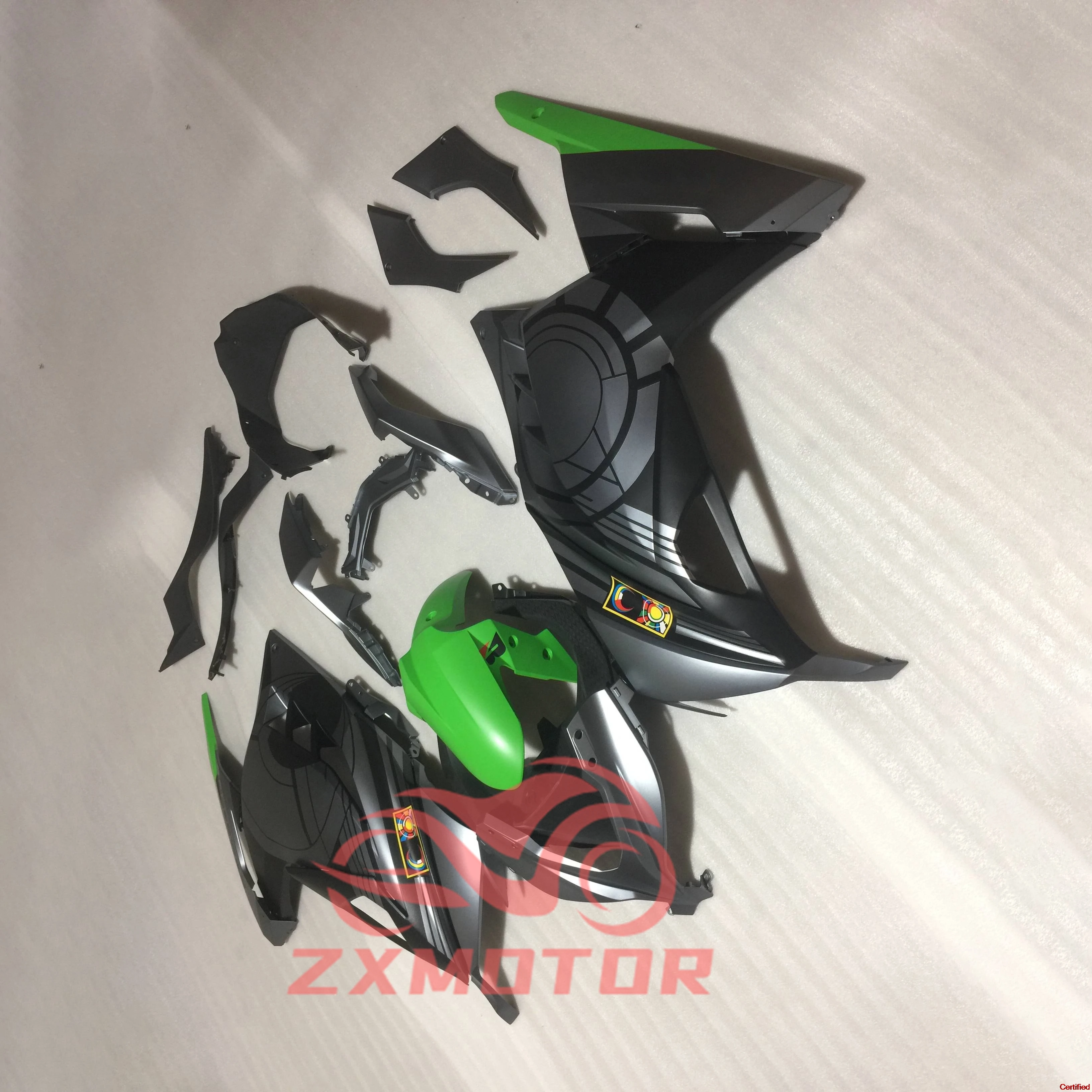 

Fairing Set For Kawasaki Ninja 300 13 14 15 16 17 Prime ZXMT Motorcycle Fairings Plastic Kit 2013 2014 2015 2016 2017