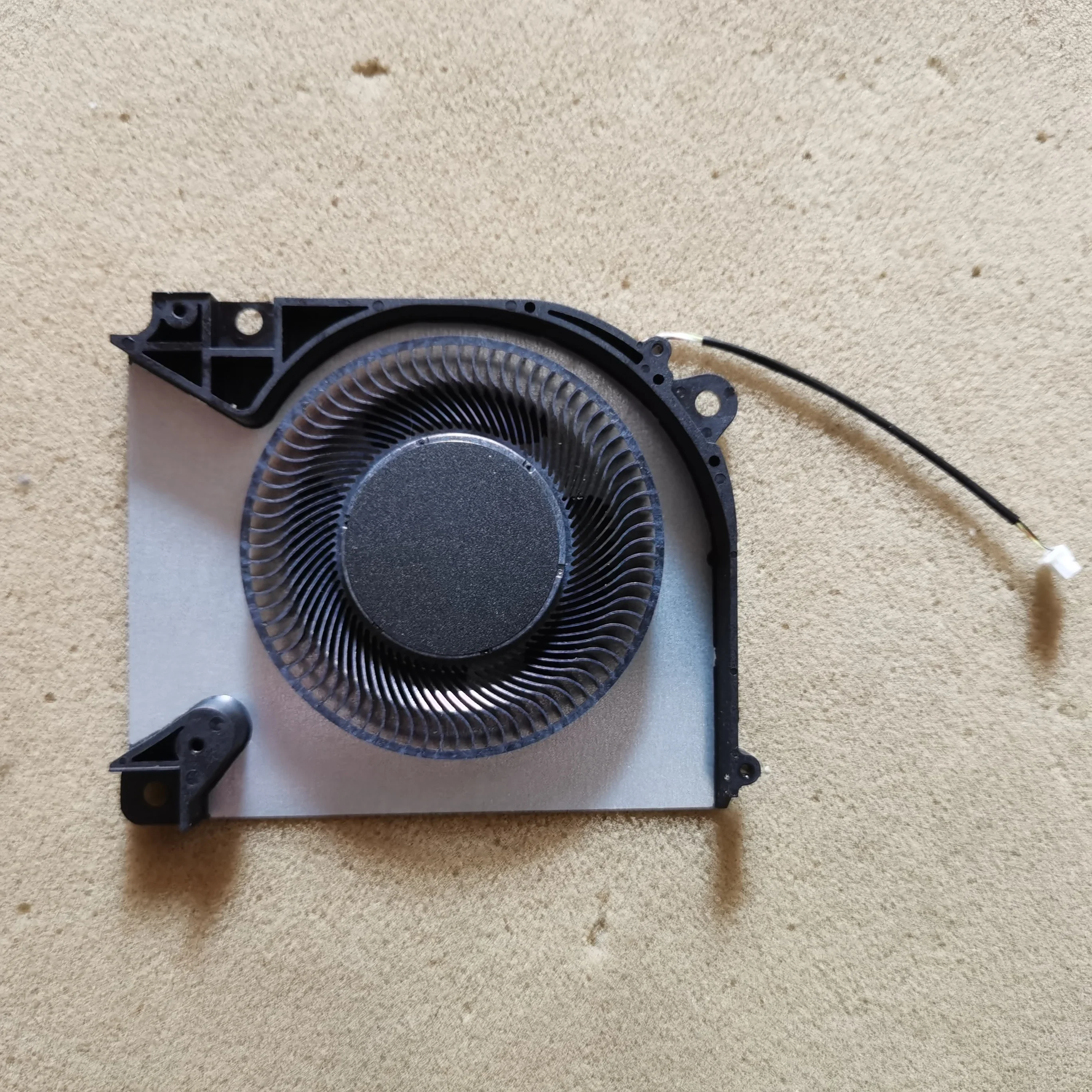 

New laptop cpu &Gpu cooling fan for Hasee Z8D6 Z7D6 Z8R7 Z9D7 Z9R7 Z9R9 G8R9 G9R9