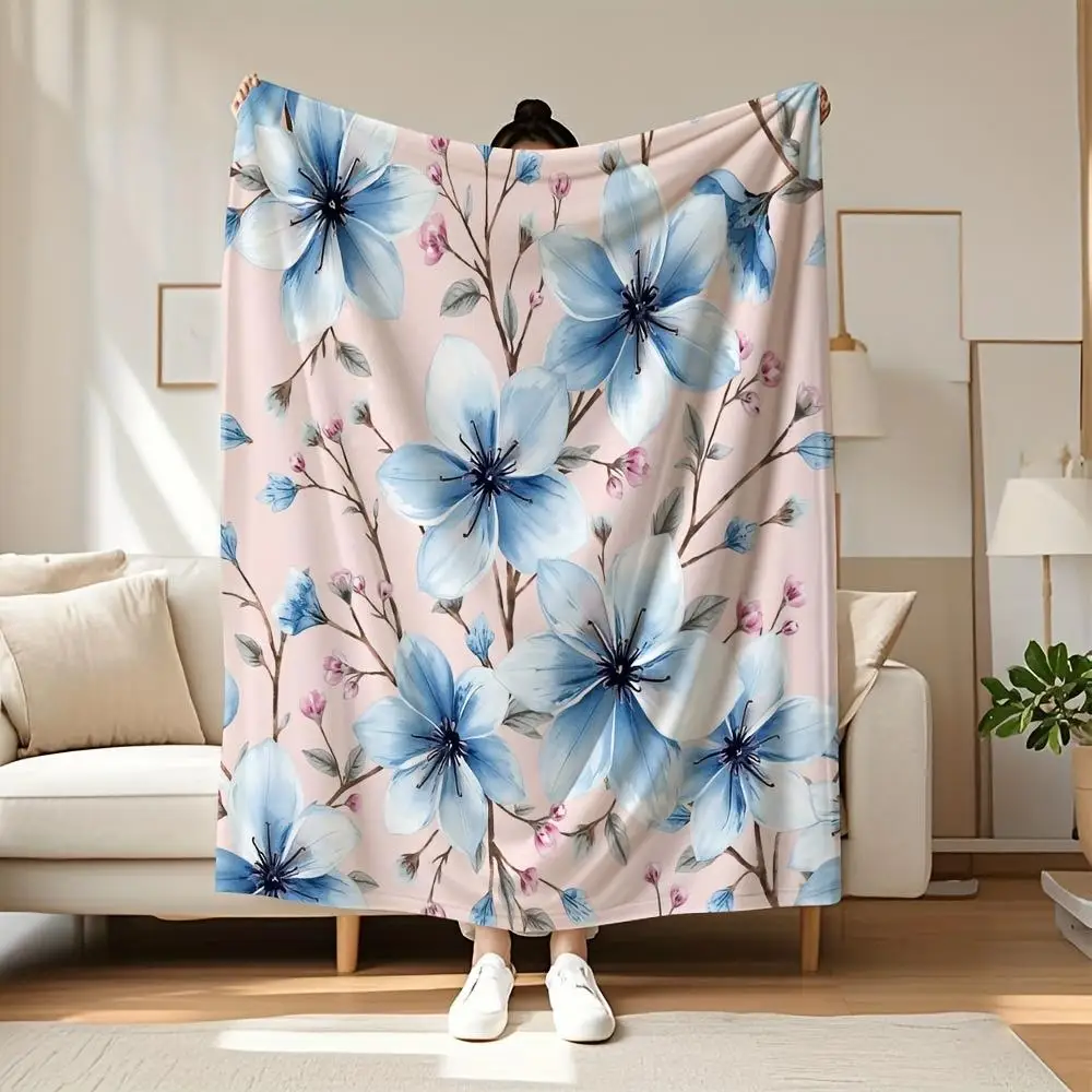 

1pc Light Blue and Pink Watercolor Floral Pattern Blanket, Polyester Fabric, Suitable for Bedroom Living Room Decoration