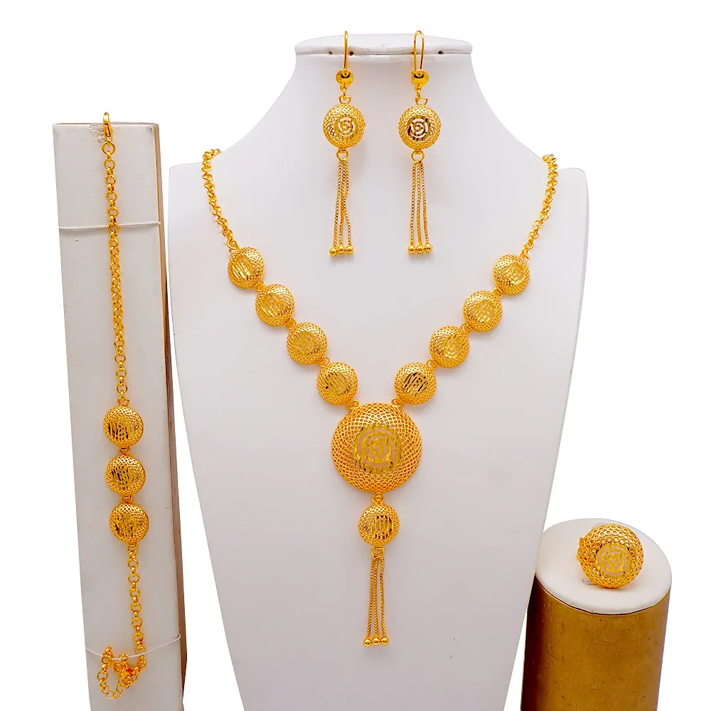 

AU999 Gold Set | Vines twined with pearls, drop necklace, asymmetrical earrings, vintage elegance
