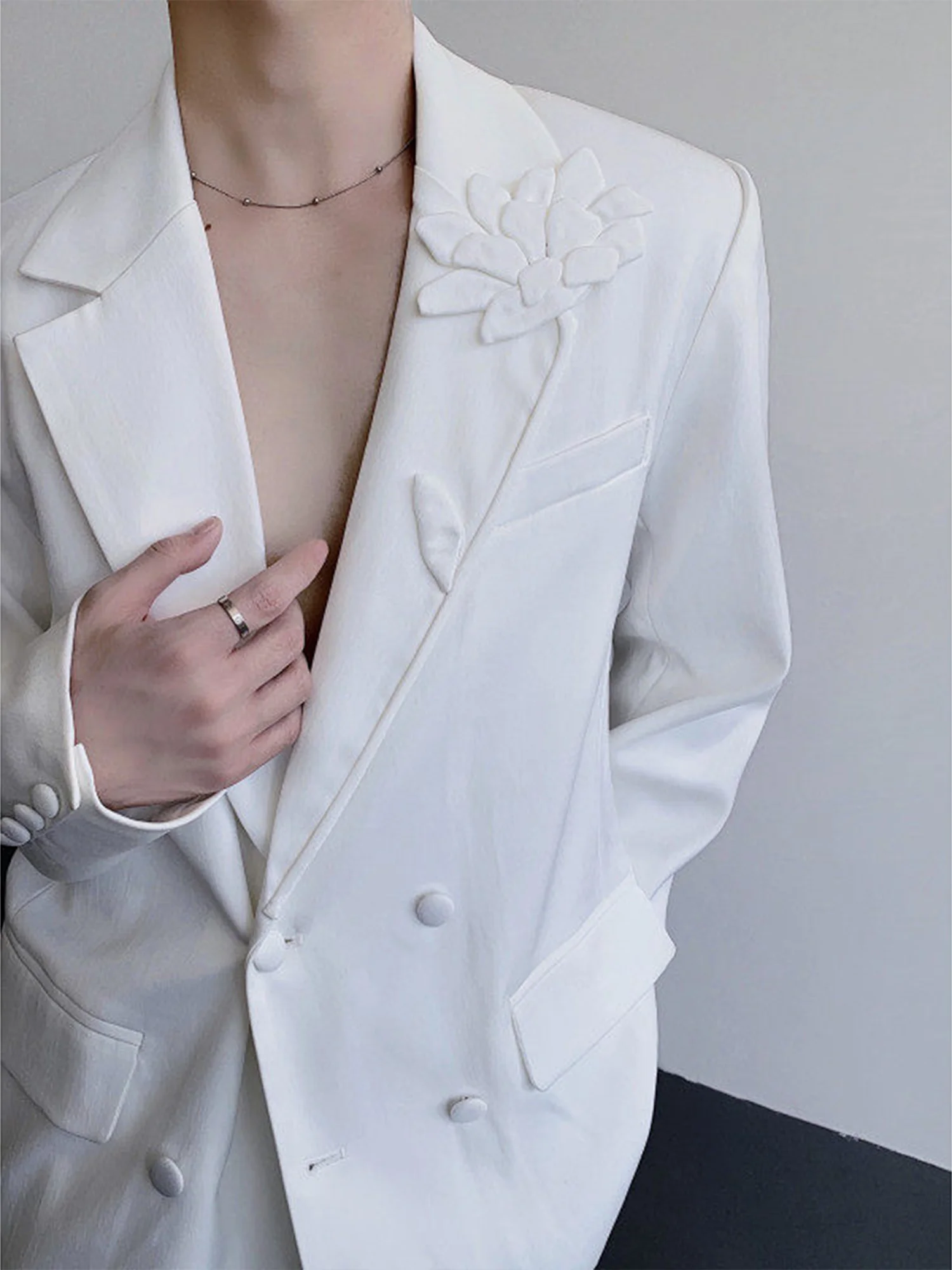 

Handmade 3D Flower Design Men's Suit Jaet Luxury Sle Performance Coat Autumn High-End Feeling White Suit for Men Faiona...