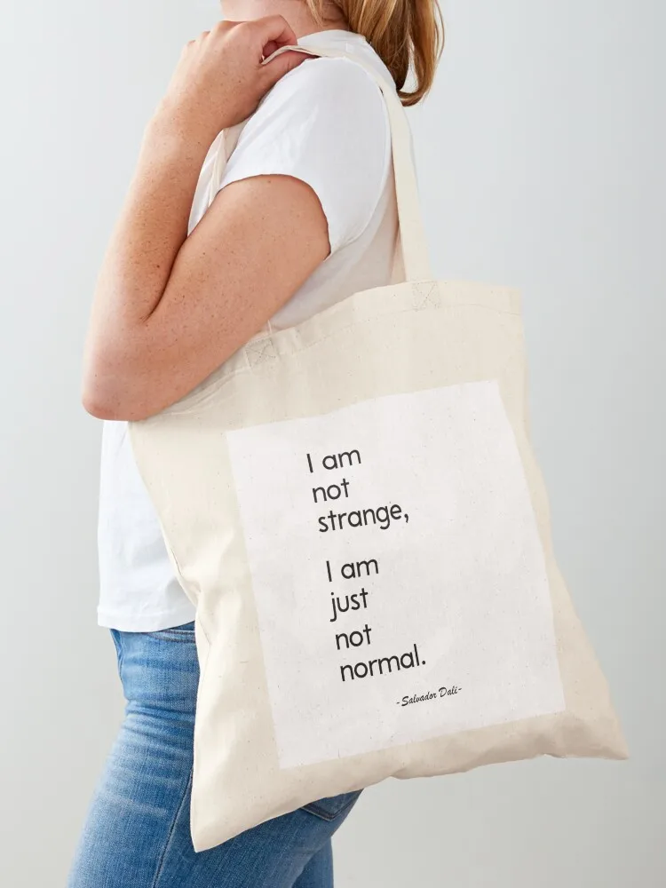 أنا لست غريبة، أنا فقط لست عاديًا حقيبة حمل بيضاء كبيرة حقيبة صديقة للبيئة سيدة عظيمة