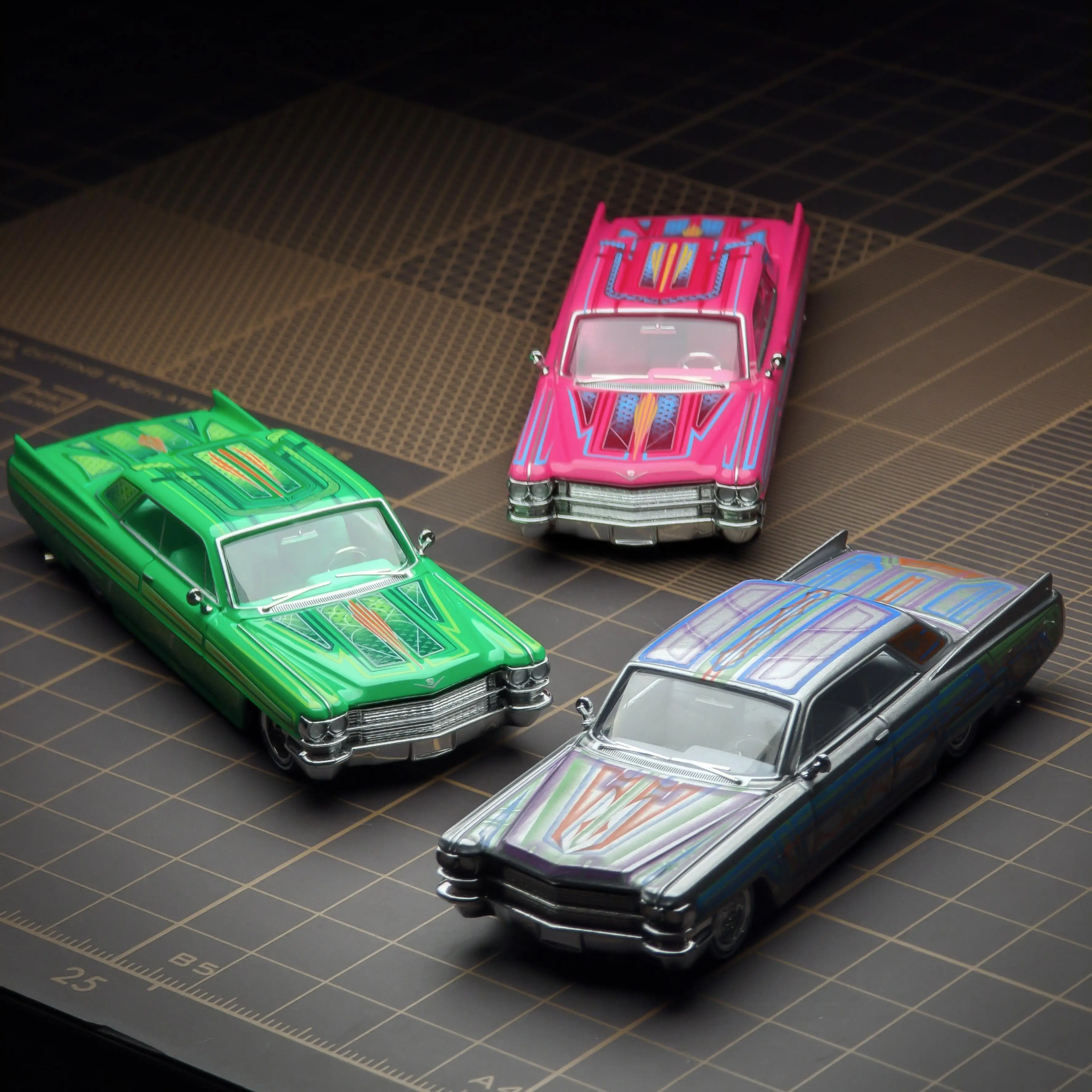 97M 1:64 Cadillac DeVille Low Rider Hydraulic Chassis Modified Version Alloy Diecast Model Car Collectible Gift