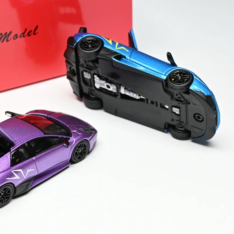 High Rev Model 1:64 Lamborghini Murcielago LP670-4 SV Opening