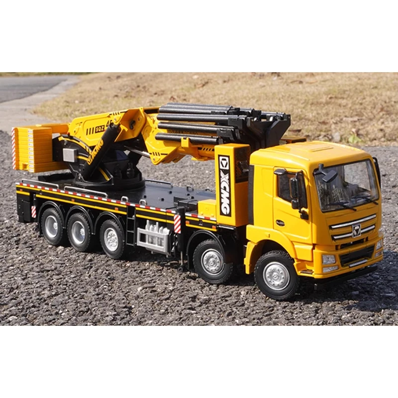 Diecast 1:35 Scale XCMG SQZ4500 Folding Arm Heavy Crane Mechanical Alloy Car Model Collection Souvenir Display Ornaments Gift