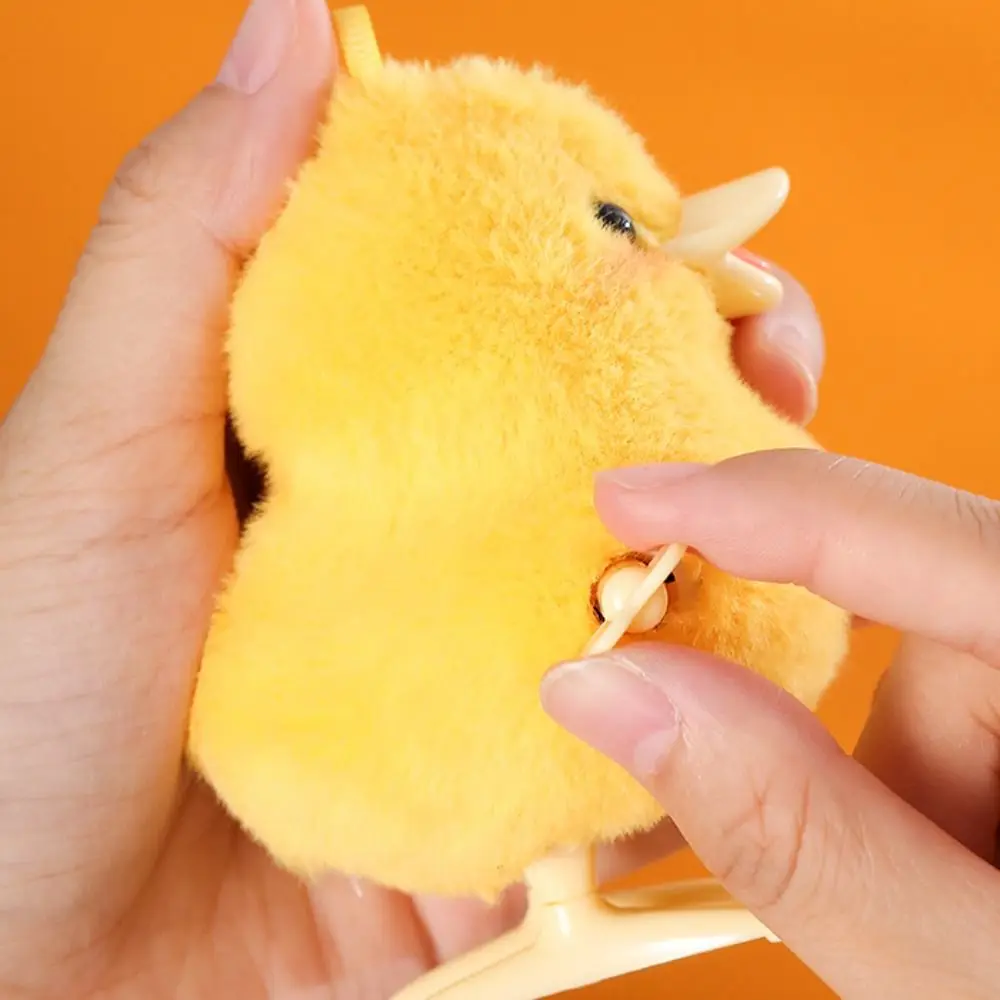 Lifelike Duck Wind Up Jumping Toy Plush Walking Clockwork Spring Chicken Toy Interative Cute Guide Baby Crawling Toy Cat Toy