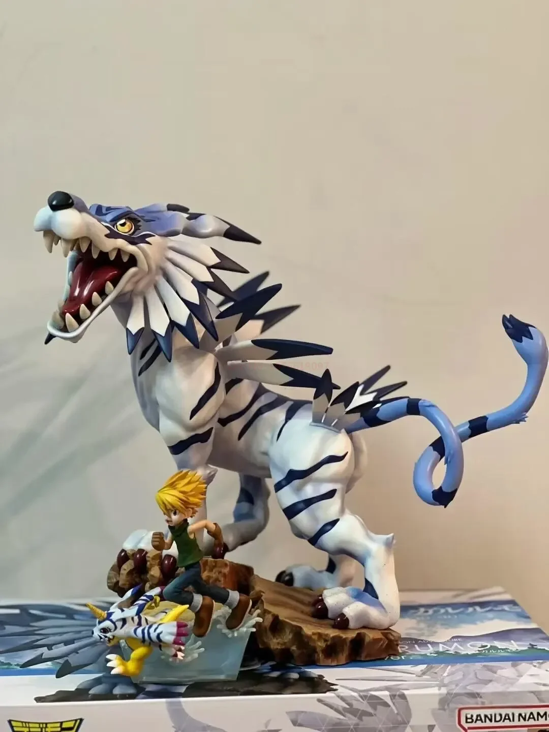 Figura Megahouse Digimon bitwa tyranozaura stal Garuru anioł bogini bestia Omega zabawka prezent urodzinowy