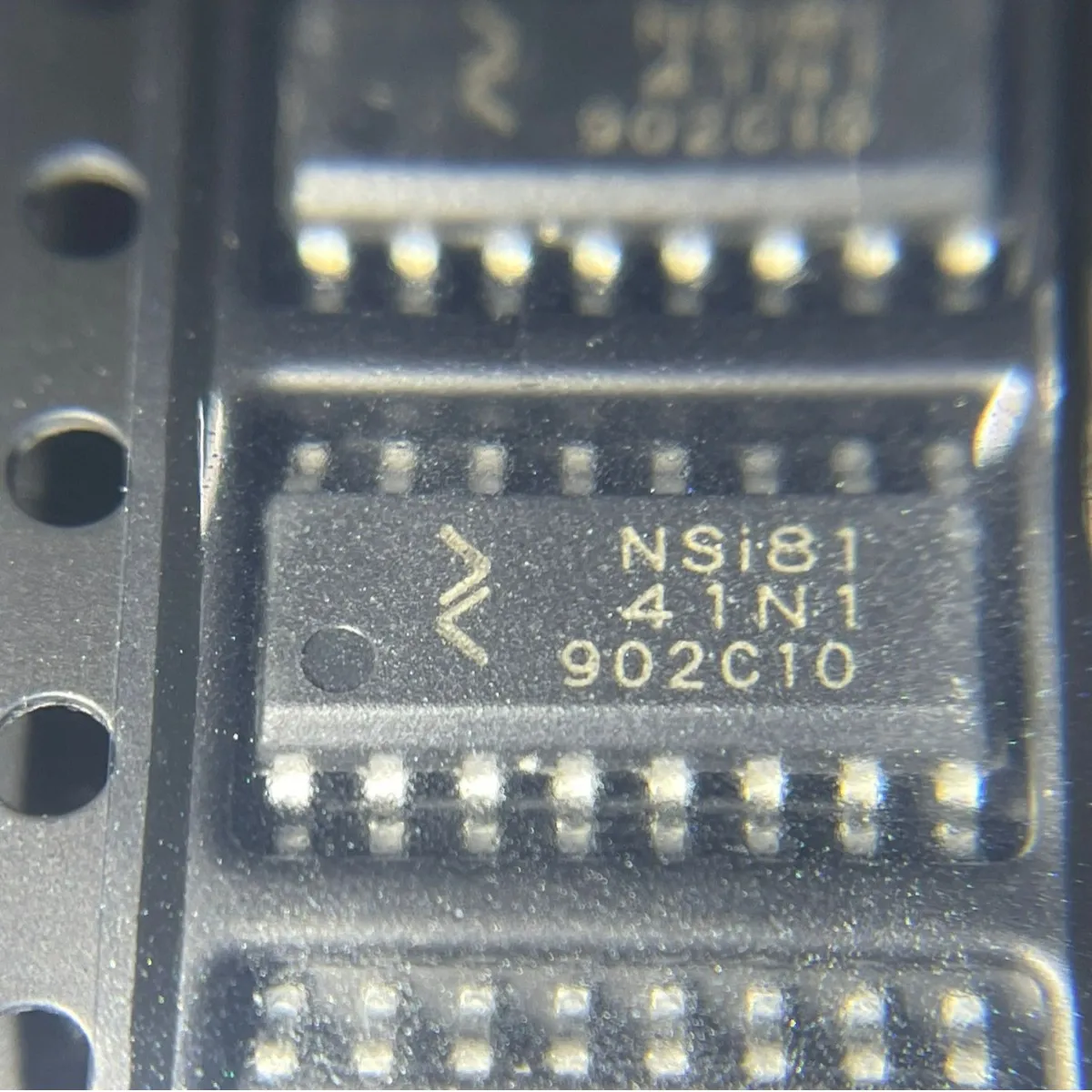 

NSI8131N1 8140 8141 8142 N1 N0 NSI6602A-DSPNR 6602B S OP-16 Интегральная микросхема