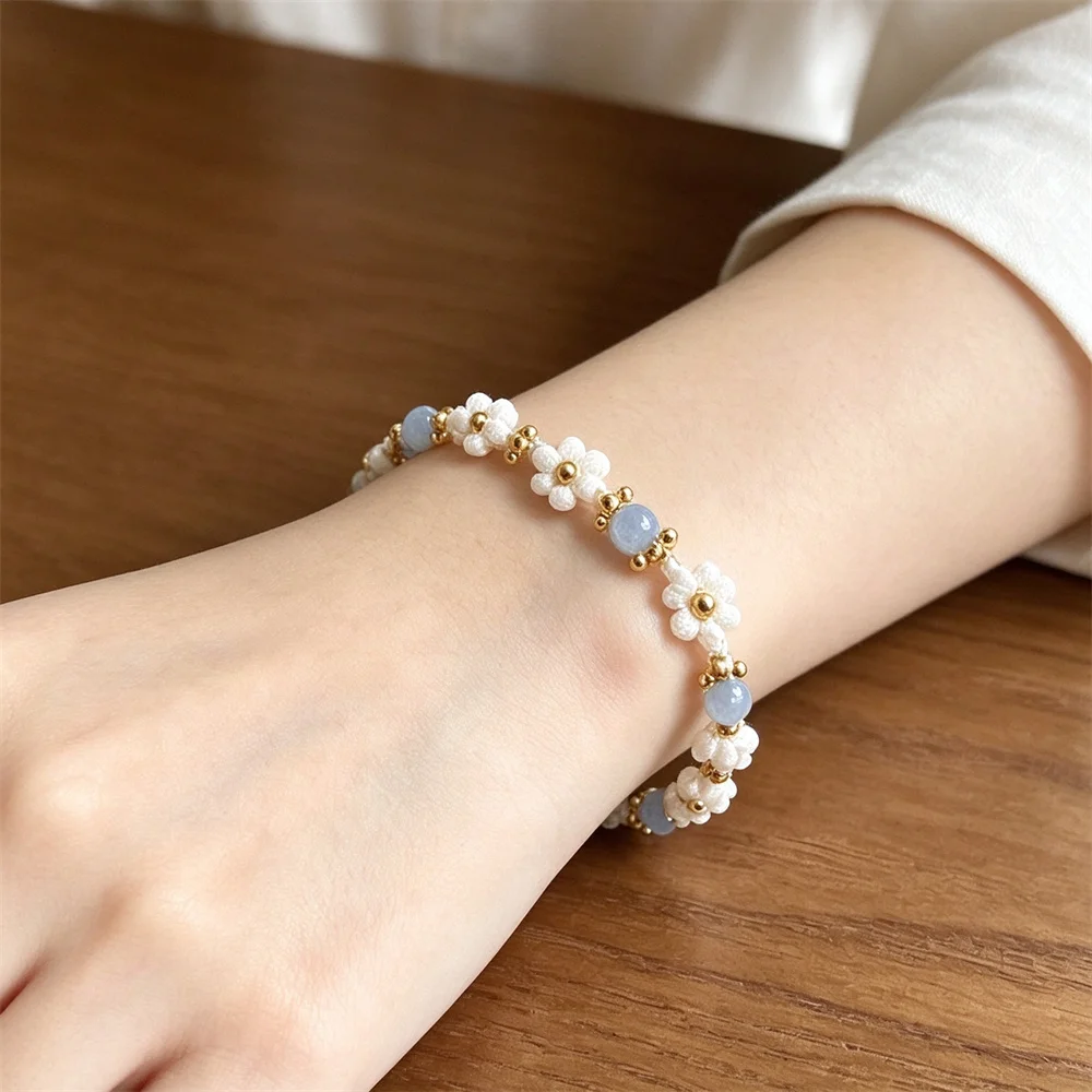 Floral Bead Bracelet Delicate Women's Beaded Bracelet Handcrafted Vacation Jewelry Gentle Flower Jewelry For Daily Wear