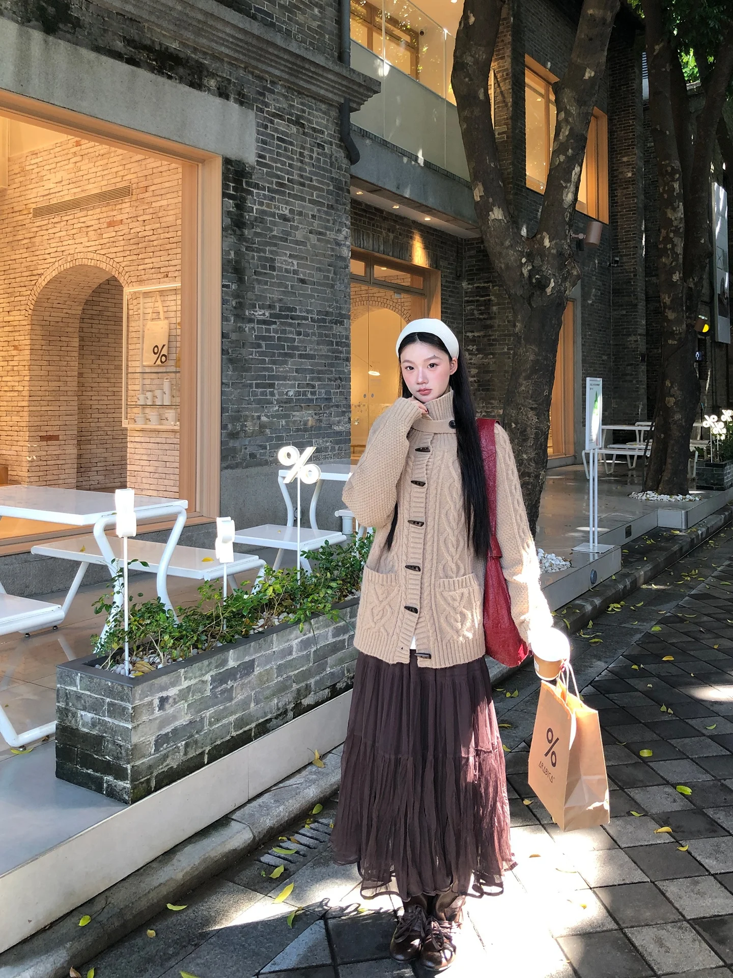 تنورة قصيرة رائعة بتصميم A-Line للنساء بلون القهوة الجميل، أسلوب عملي، خصر منخفض، مصنوعة من ألياف البوليستر، قصة مستقيمة، إصد... #5