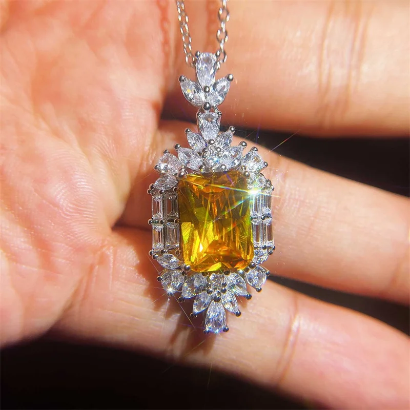 CAOSHI Gorgeous Temperament Necklace for Female Brilliant Yellow Crystal Stone Pendant Accessories for Anniversary Chic Jewelry