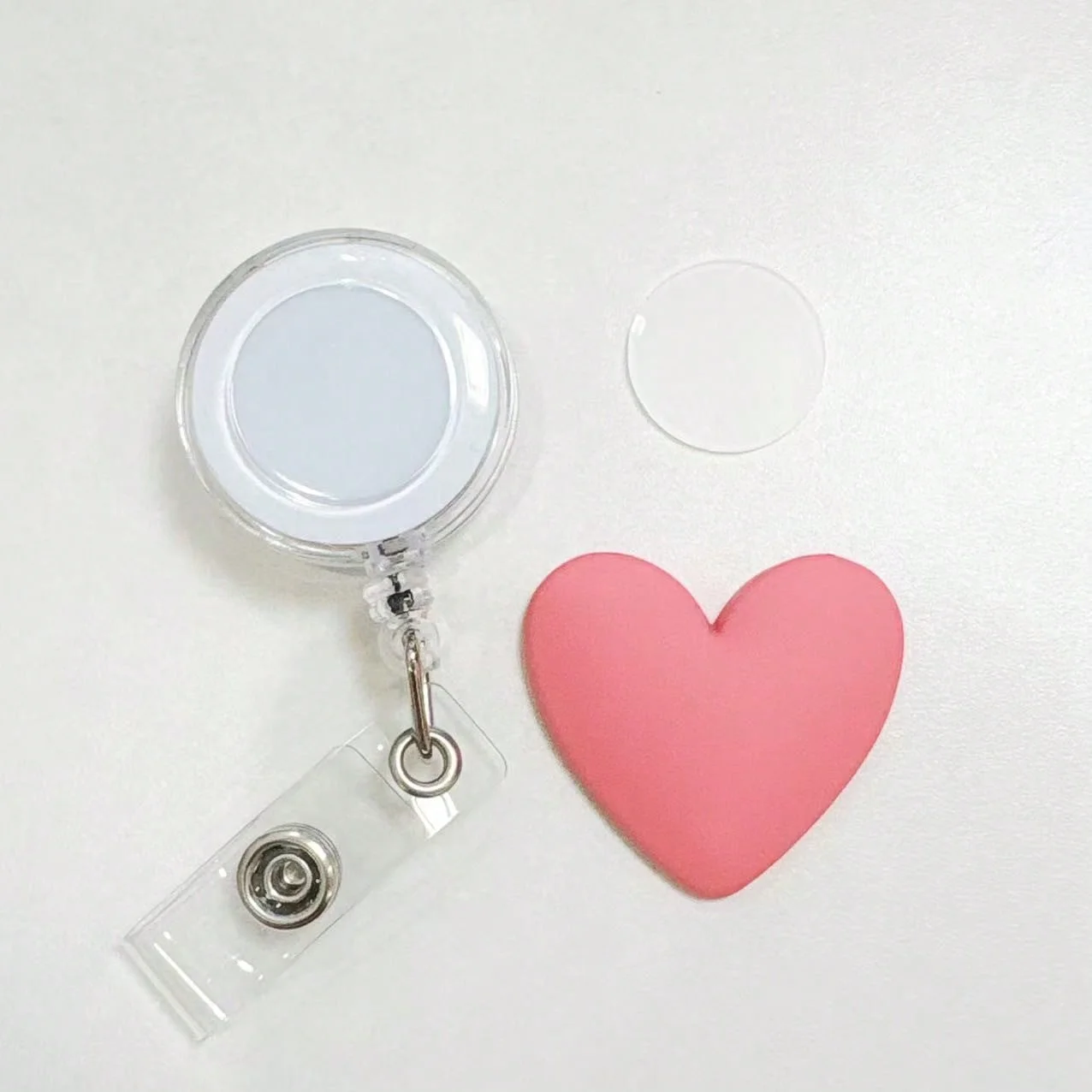 cute heart Retractable Badge Reel with Metal Clip，Nurse & Doctor ID Card Clips with Secure Clasp and Lanyard Loop, Healthcare Ba