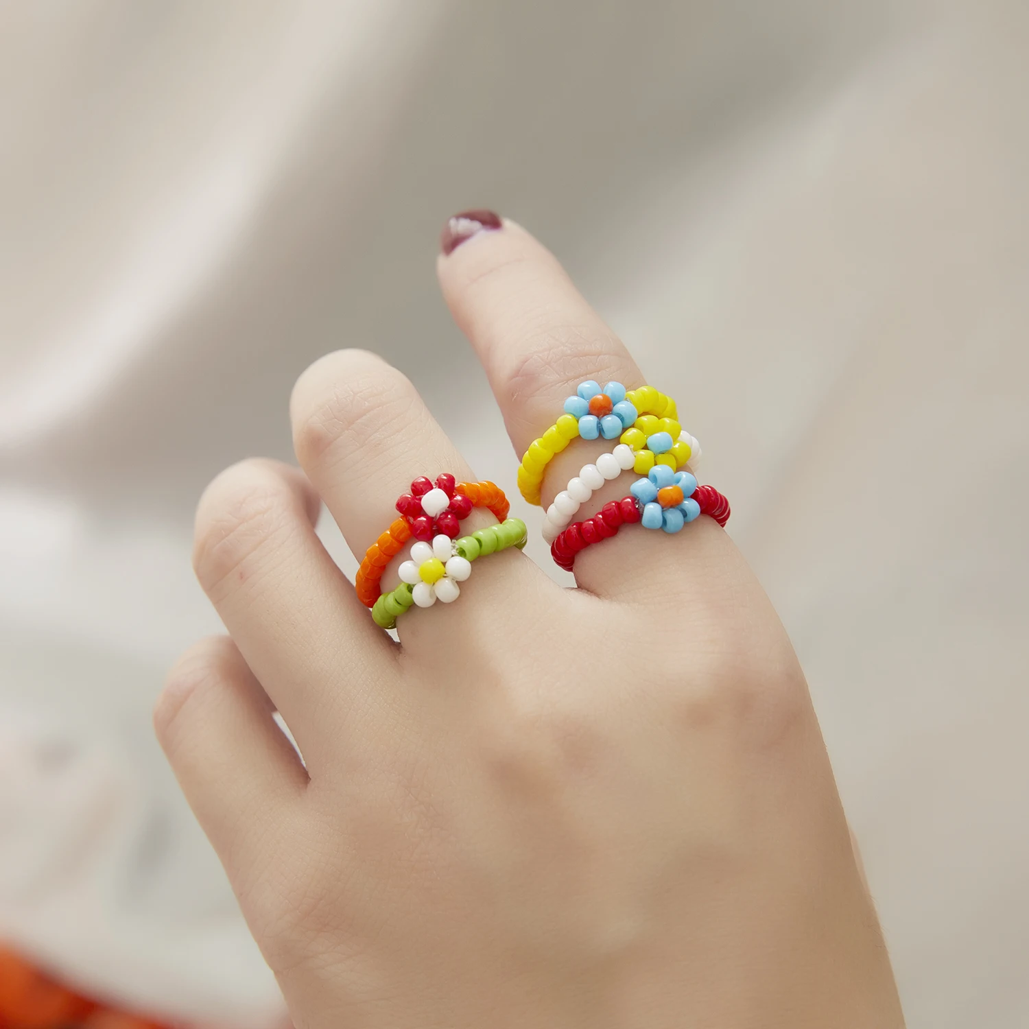 Cute Colorful Transparent Resin Acrylic Flower Rings for Women Bohemian Handmade Elastic Rice Beaded Ring Aesthetic Jewelry