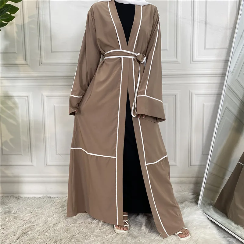 Middle East Dubai Muslim women fashion women\'s dress Arab Turkey contrast color striped cardigan Islamic hot cardigan robe