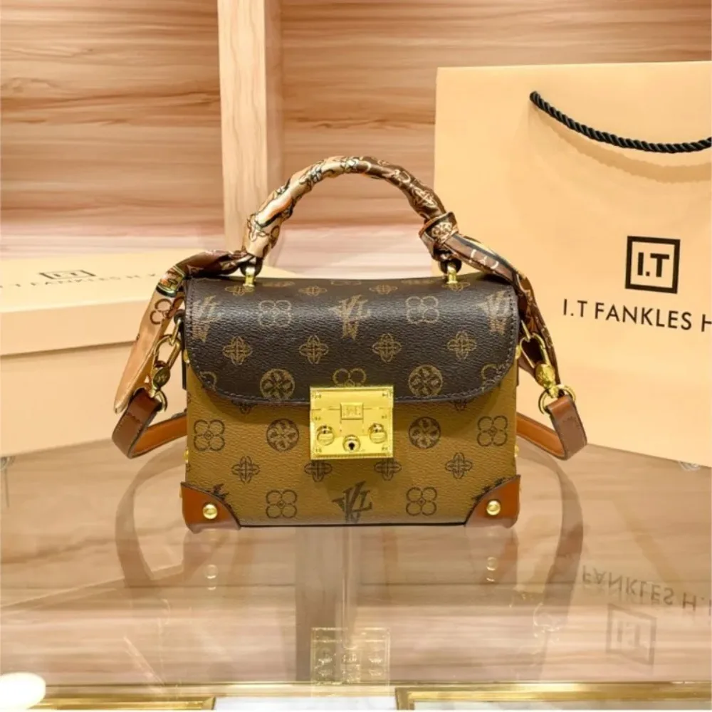 

Брендовая женская сумка 2025 года, новинка осени и зимы в стиле ретро, высококачественная дизайнерская сумка через плечо, модная маленькая квадратная сумка