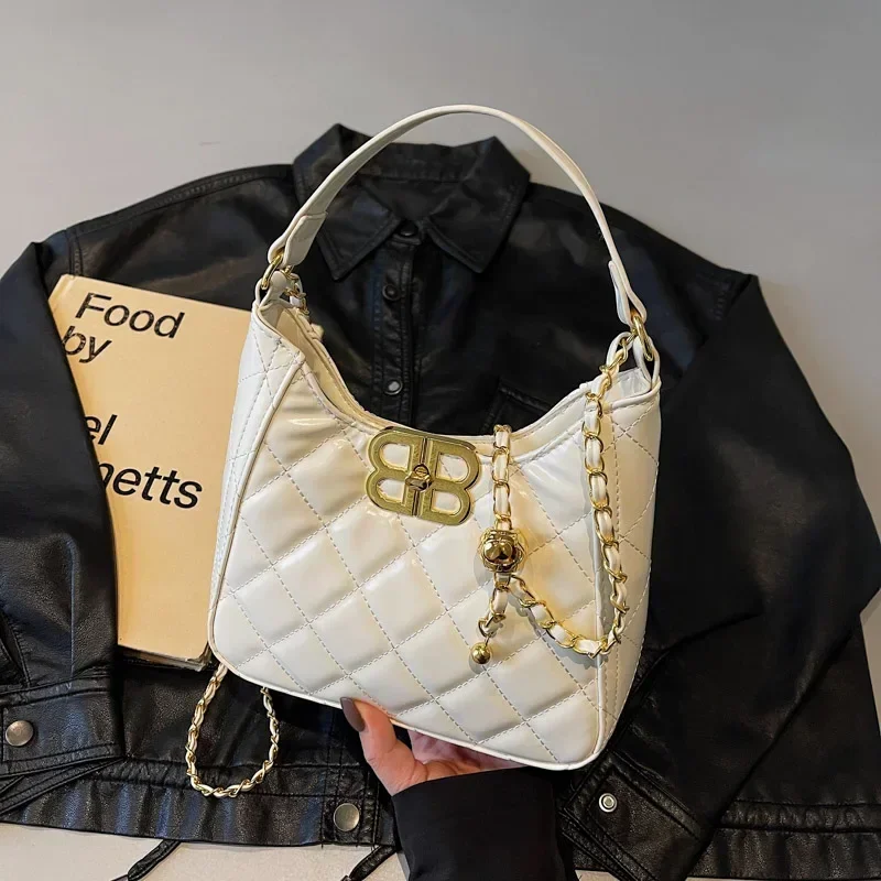 

High-End Minimalist Leather Crossbody Bag for Women - Stylish Vintage Design with Letter Logo, Luxury Commuter Purse