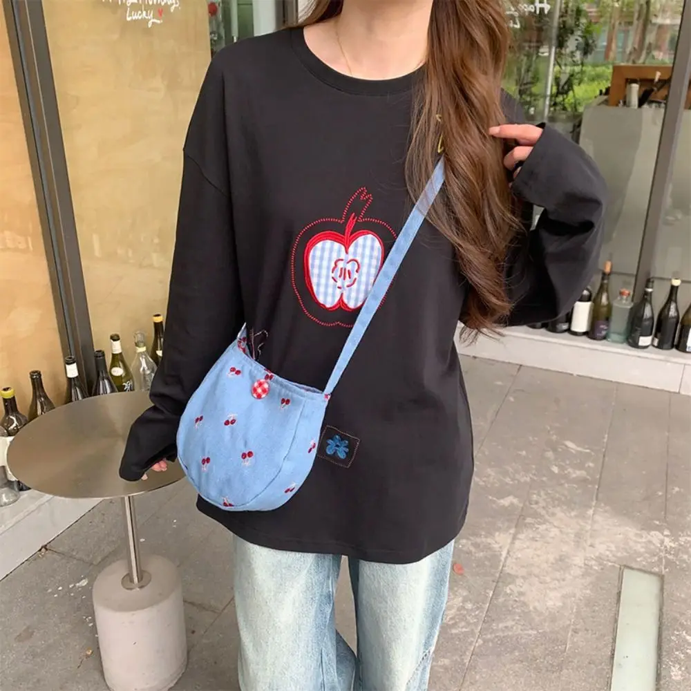 

Y2K Denim Canvas Bag Country Style Large Capacity Embroidered Cherry Crossbody Bag Handbag Cute Jeans Messenger Bag Travel