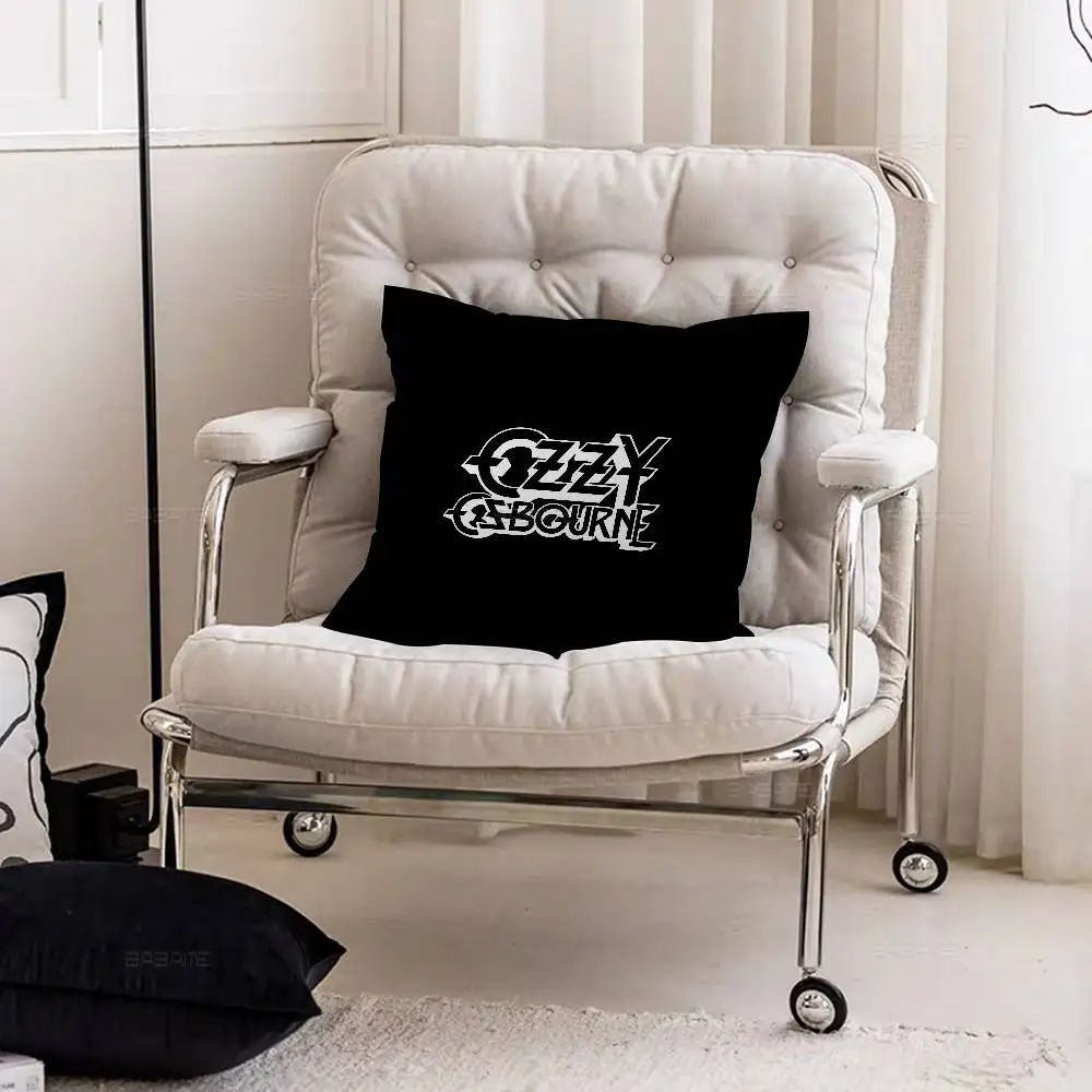 غطاء وسادة شخصي بشعار Ozzy Osbourne لغرفة نوم الأطفال وديكور الحفلات البرية كيس وسادة هدية عيد ميلاد للأطفال