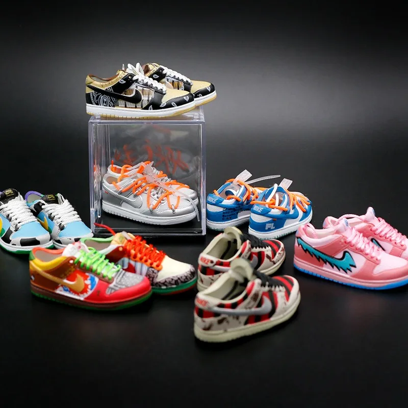 Mini 3D three-dimensional shoes sneakers skateboard shoes model shoes ornament birthday gift