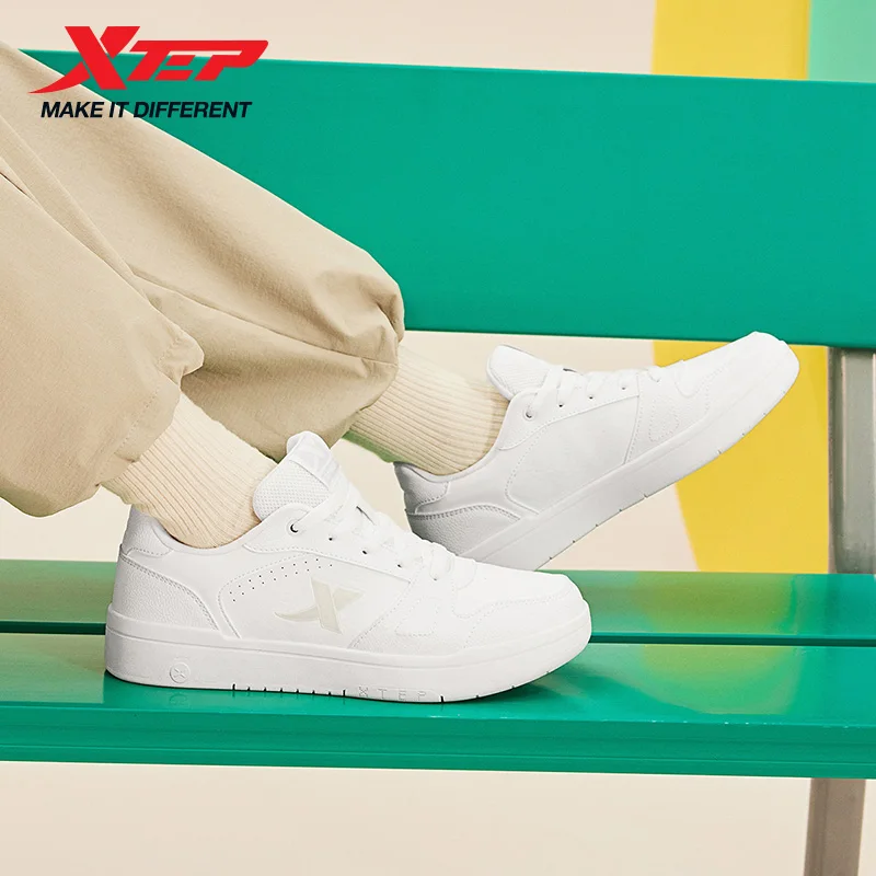 

Xtep Women's Skateboarding Shoes Fashion Leisure Water Proof Wear-Resistant Street Style Durability Casual Shoes 876318310037