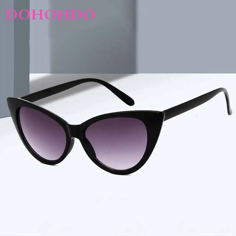 

Vintage Cat Eye Sunglasses Women New Brand Designer Big Frame Men Shades Outdoor Summer Traveling Eyeglasses Ladies UV400 Lentes