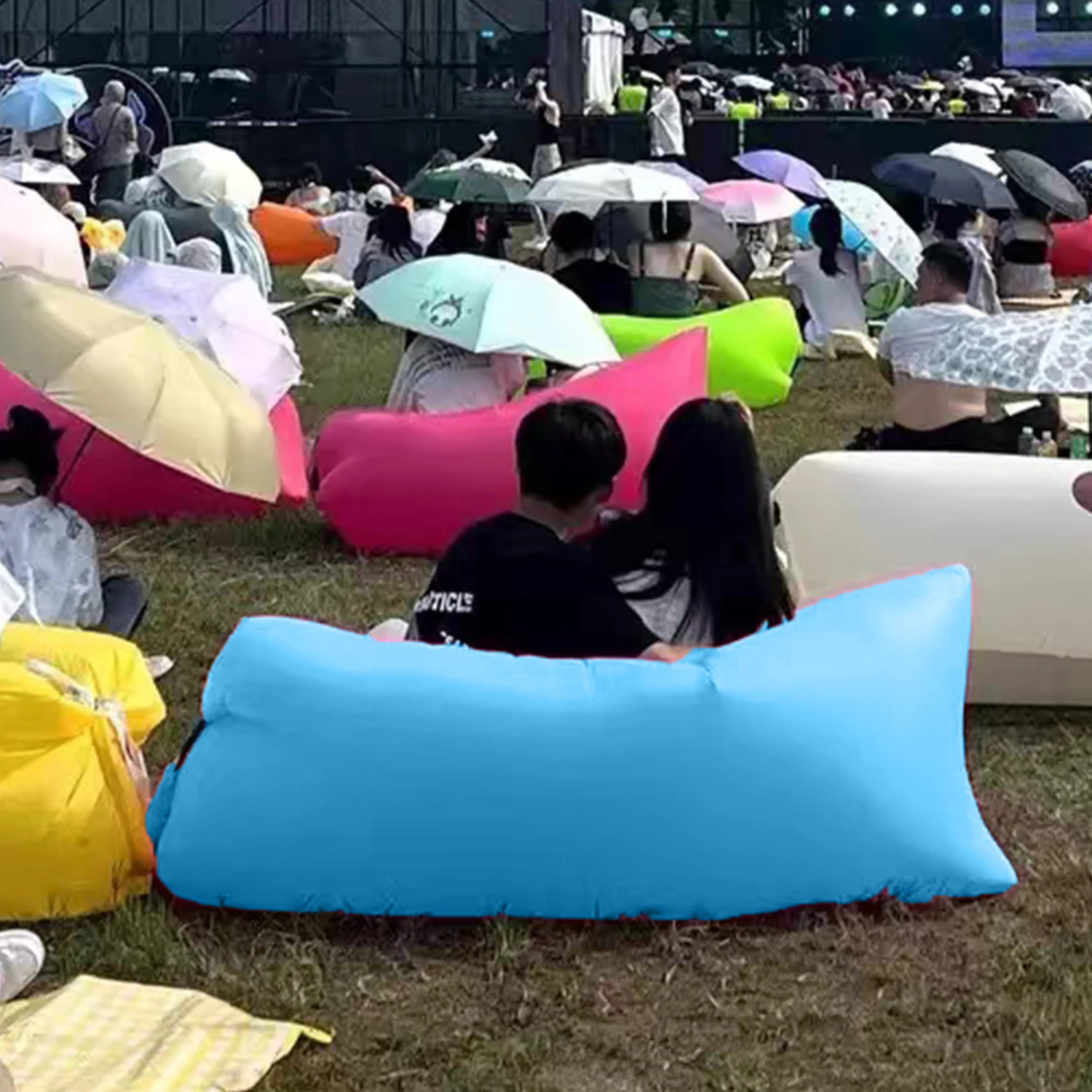 Outdoor Lazy Inflatable Sofa Leakproof Foldable Fast Infaltable Air Sofa for Camping Water Beach Grassland Park Concert Recliner