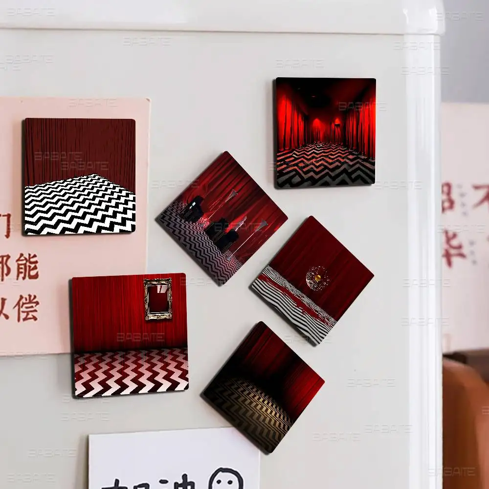 T-Twin P-Peaks Movie Personalized Photo Fridge Magnets Round Magnetic Refrigerator Decoration Memorial Gifts Wedding Favors