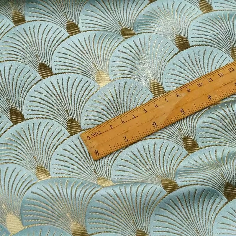 مروحة على شكل أوراق الجنكة المنسوجة قماش الجاكار الساتان جديد تشيباو سترة سترة لامعة أقمشة الأسلاك الذهبية للخياطة