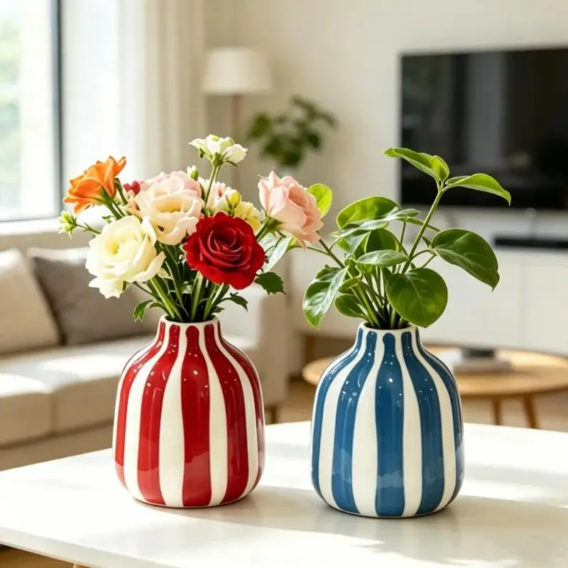 Ceramic Striped Vase, Hand-painted Vase, Hand-painted Modern Nordic Bohemian Floral Ware, Indoor Small Decoration