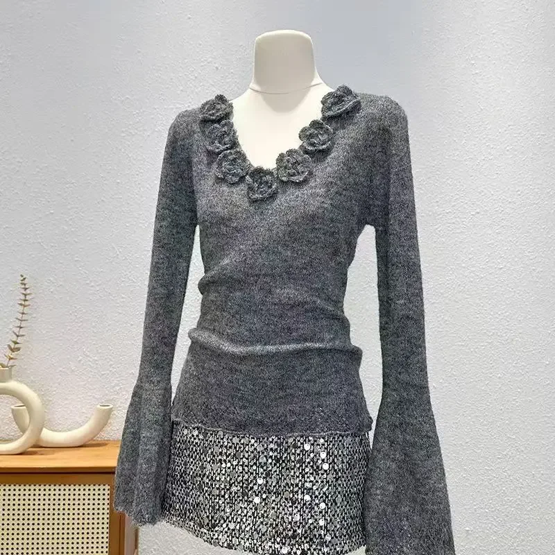 

Rose Flower Appliques V Neck Vintage Long Flare Sleeve Solid Slim Knitted Sweater Tops Women Autumn Spring Sweet Solid Knitwear