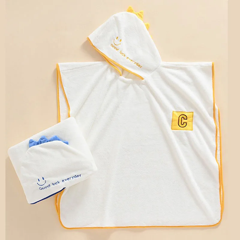Kids Soft Coral Fleece Towel Poncho 70x140cm with Cute Dinosaur Print Absorbent Hooded Bathrobe for Child after Bath