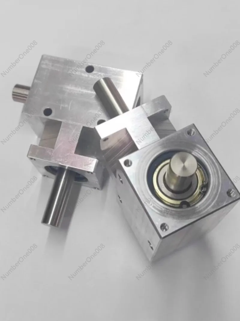 

Small Angle Adjuster 90 Degrees1:1Spiral Bevel Gear Shaft 12mm Same Direction Double Output Shaft Differential Assembly Gear Box