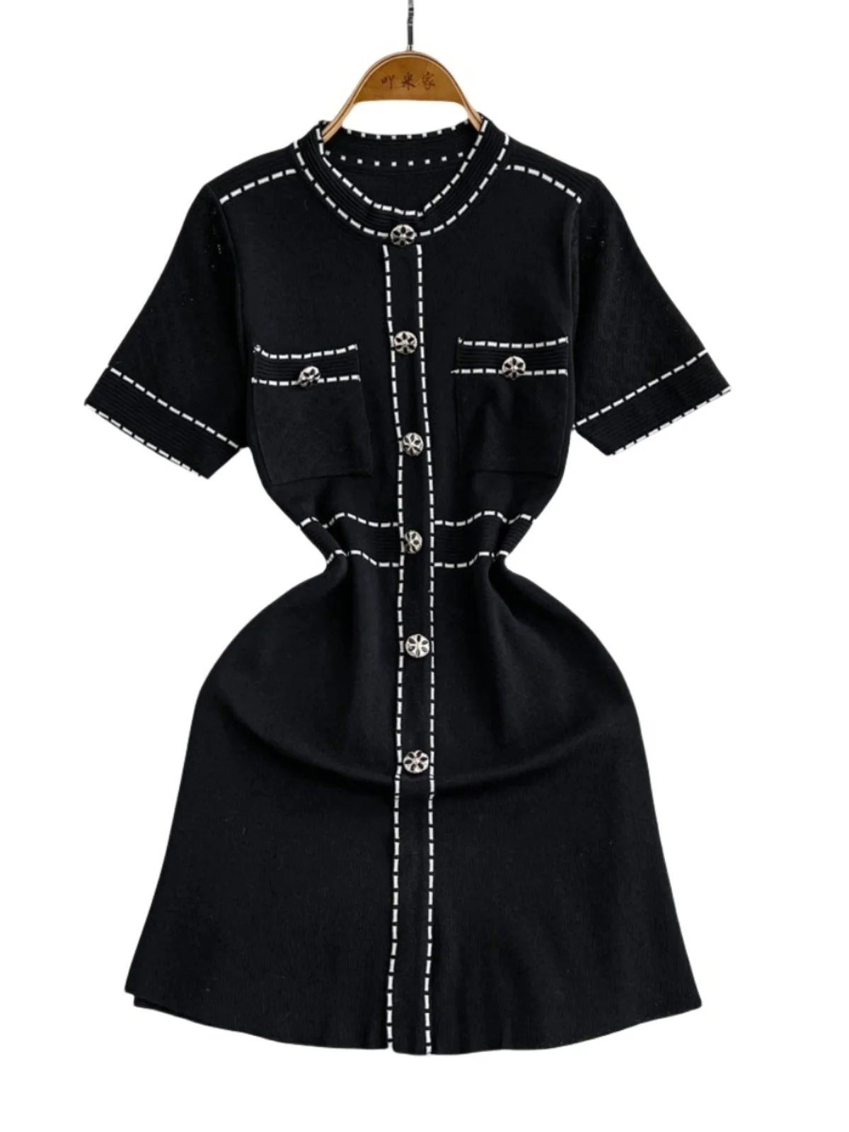 E Vestido Retro Chic para Mujer, con un Solo Botón, Cintura Alta, Falda Corta en Línea A, Estilo Coreano, Moda Primave...