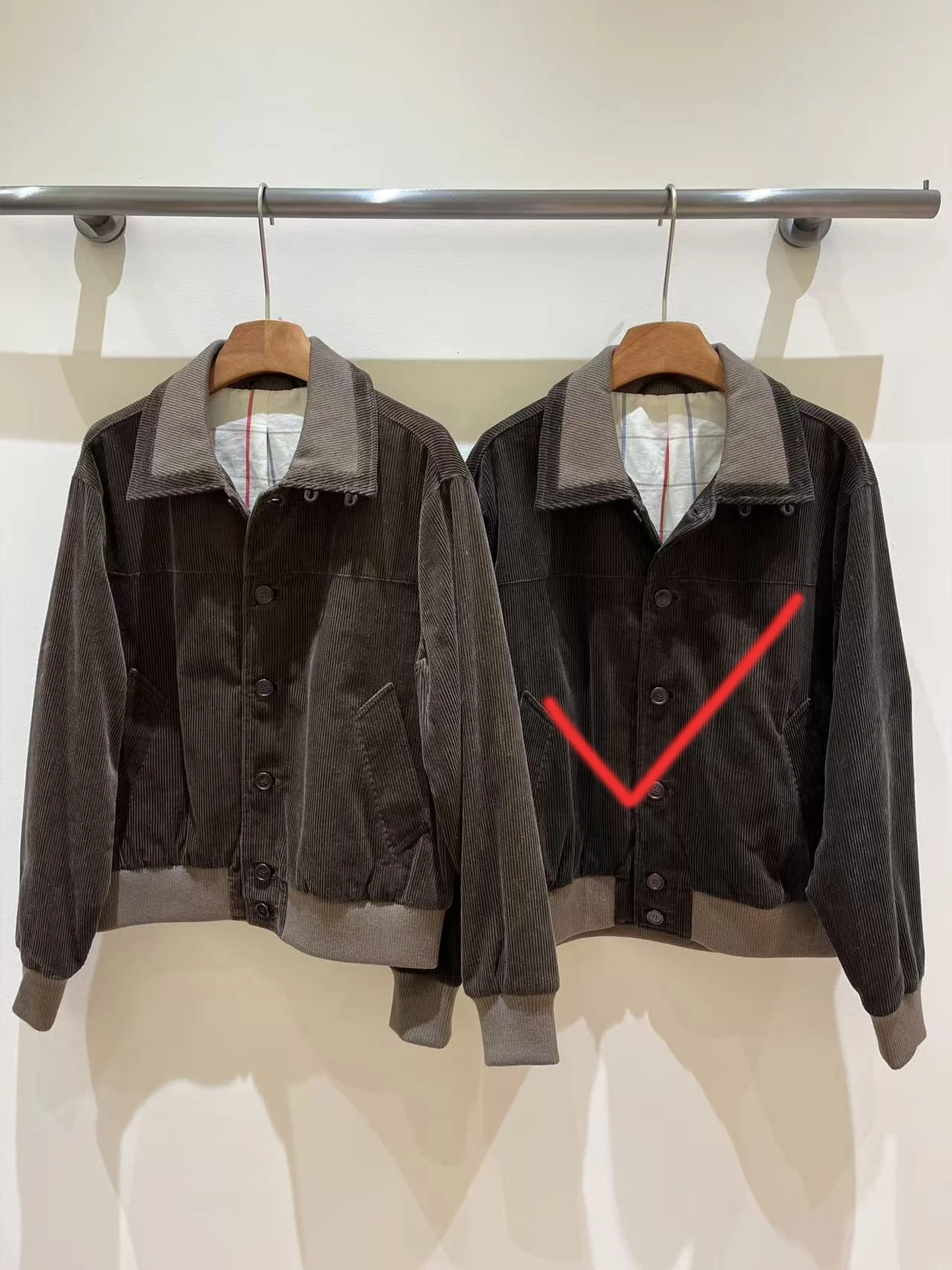 New High-Quality, Stylish Corduroy Jacket (Fall/Winter 2026) Sizes: S, M, L | Colors: Brown, Green
