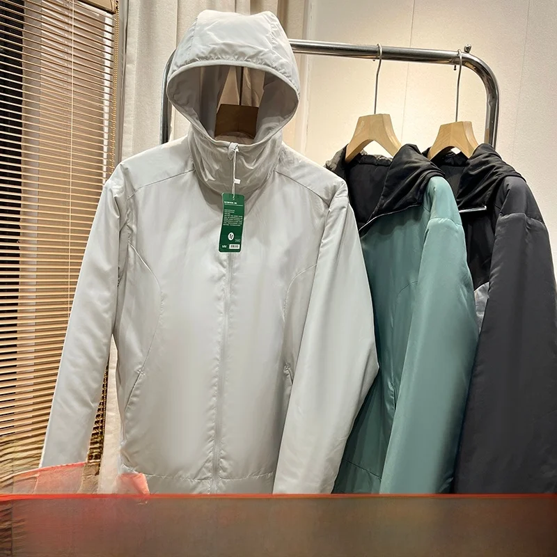 

Warmth And Sle Collide in This Youthful Cotton Jaet with Windproof Midair Fce Ideal for Autumn And Winter Casual Wear