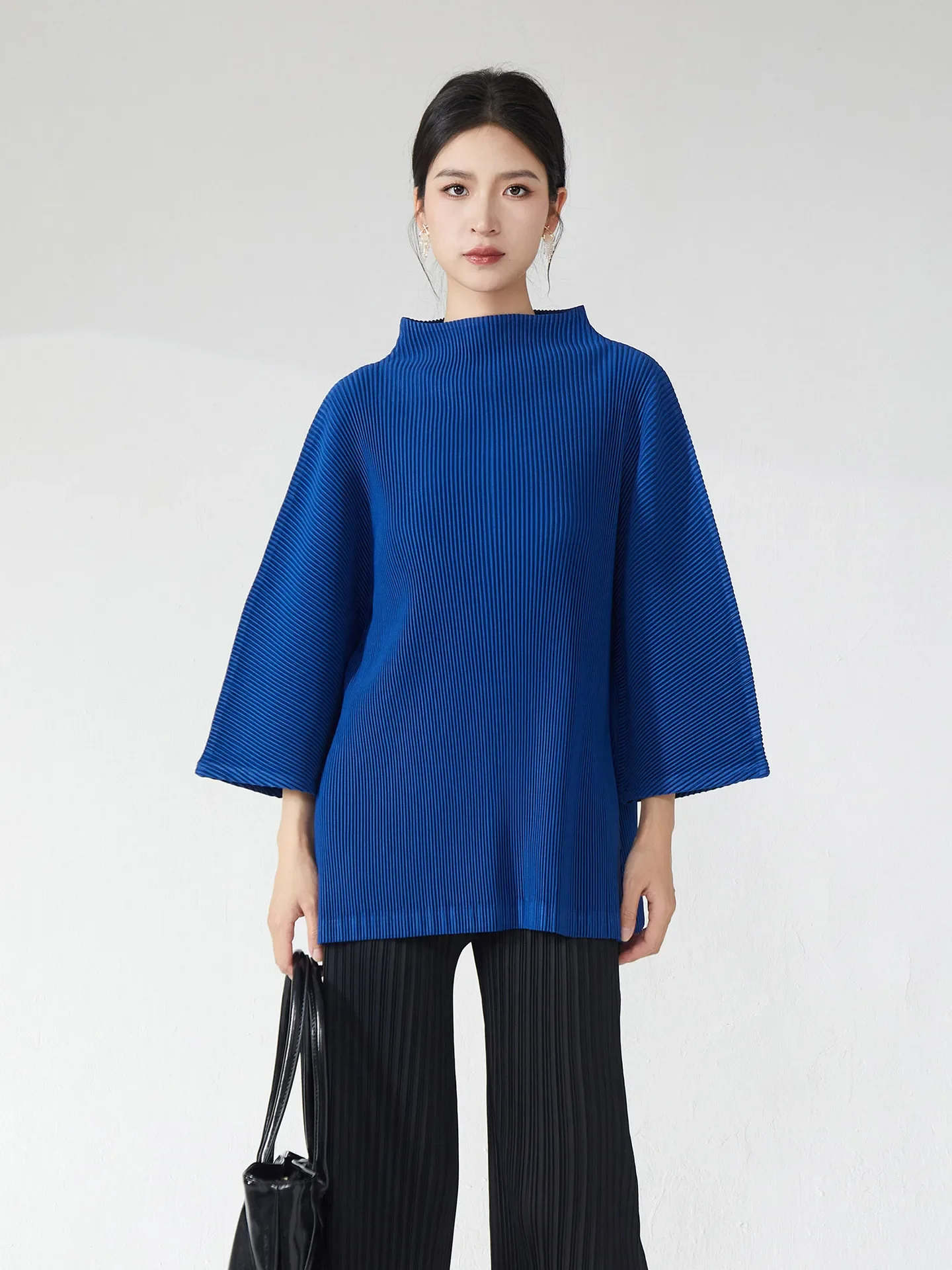 YUDX 三宅折り春夏新作レディースブラウス気質ルーズバージョンタイプ薄手ハーフハイネック7点袖Tシャツ