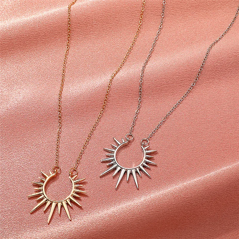 Simple Link Chain Vintage Sunflower Metal Pendant Necklace for Women Irregular Exaggerated Party Fashion Jewelry Accessories