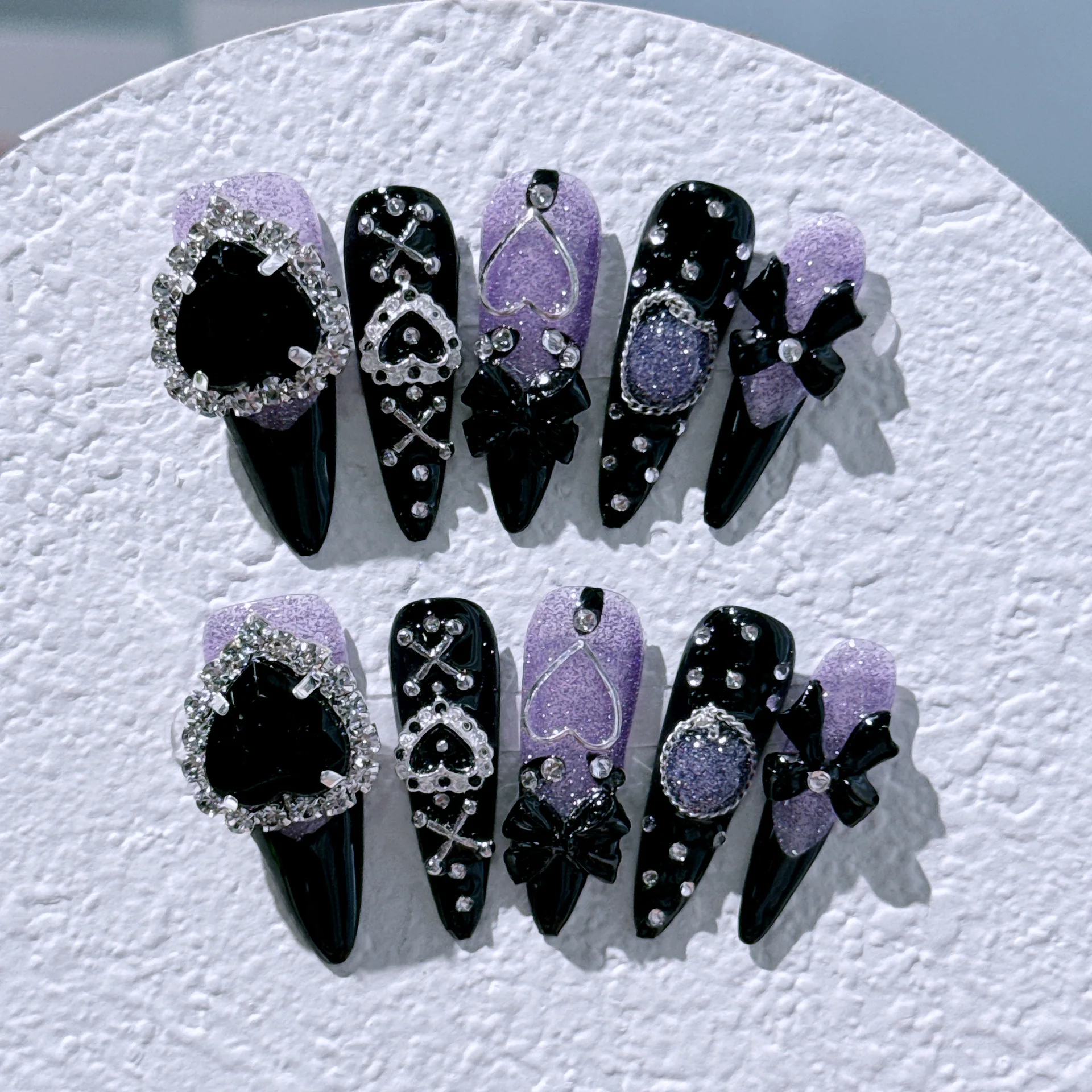 10 Uds. De uñas góticas hechas a mano con forma de punta larga, cadena de Metal Punk con diamantes de amor, cubierta completa de calle, regalo para uñas postizas