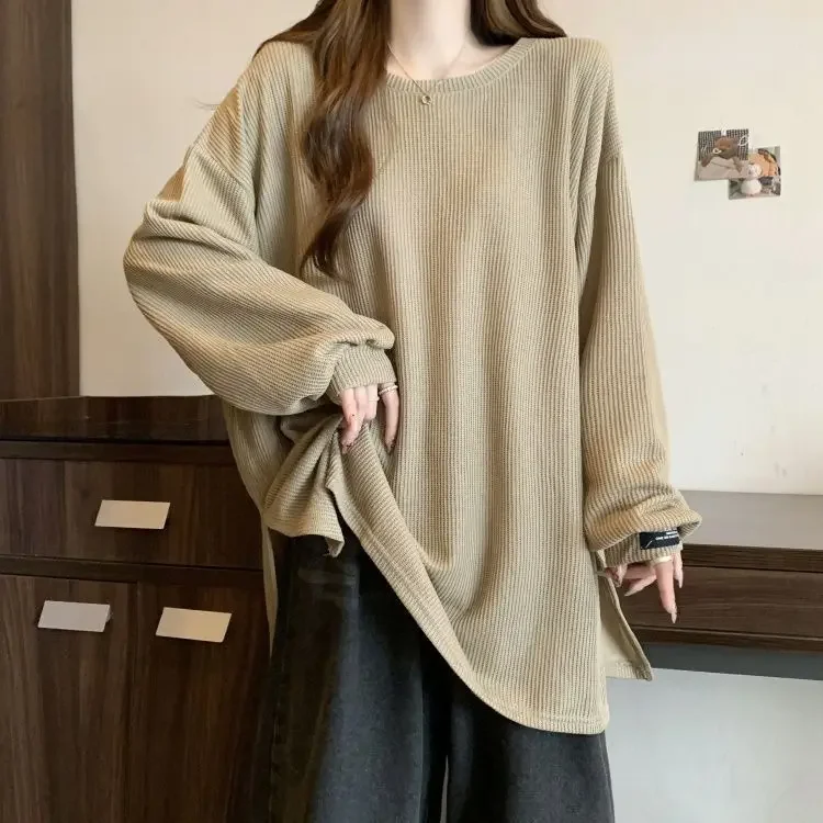 Korean Version Lazy Style Warm Split Long Sleeved T-shirt for Women in Autumn and Winter Loose and Slim Mid Length Top Clothes