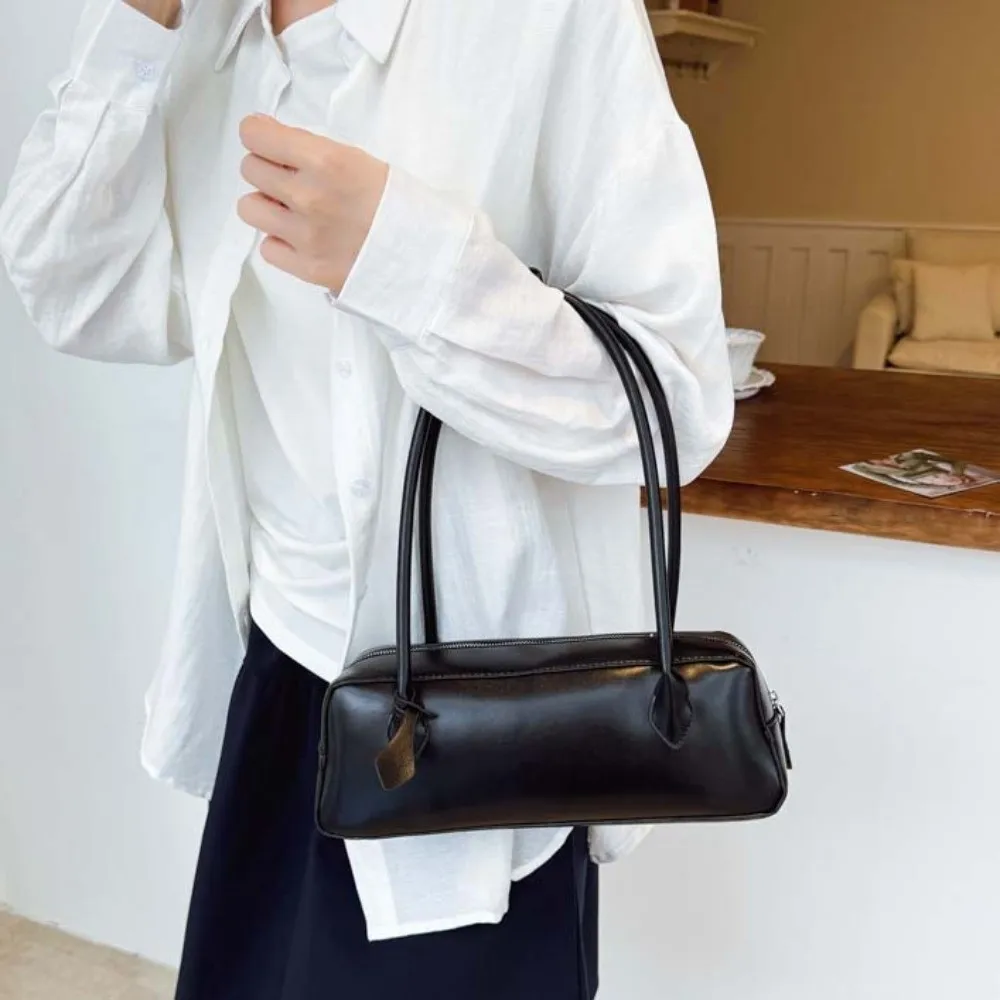 

Элегантная французская сумка-палка, большая вместительная водонепроницаемая сумка на плечо из искусственной кожи, однотонная сумка в корейском стиле с текстурой подмышками, рабочие сумки