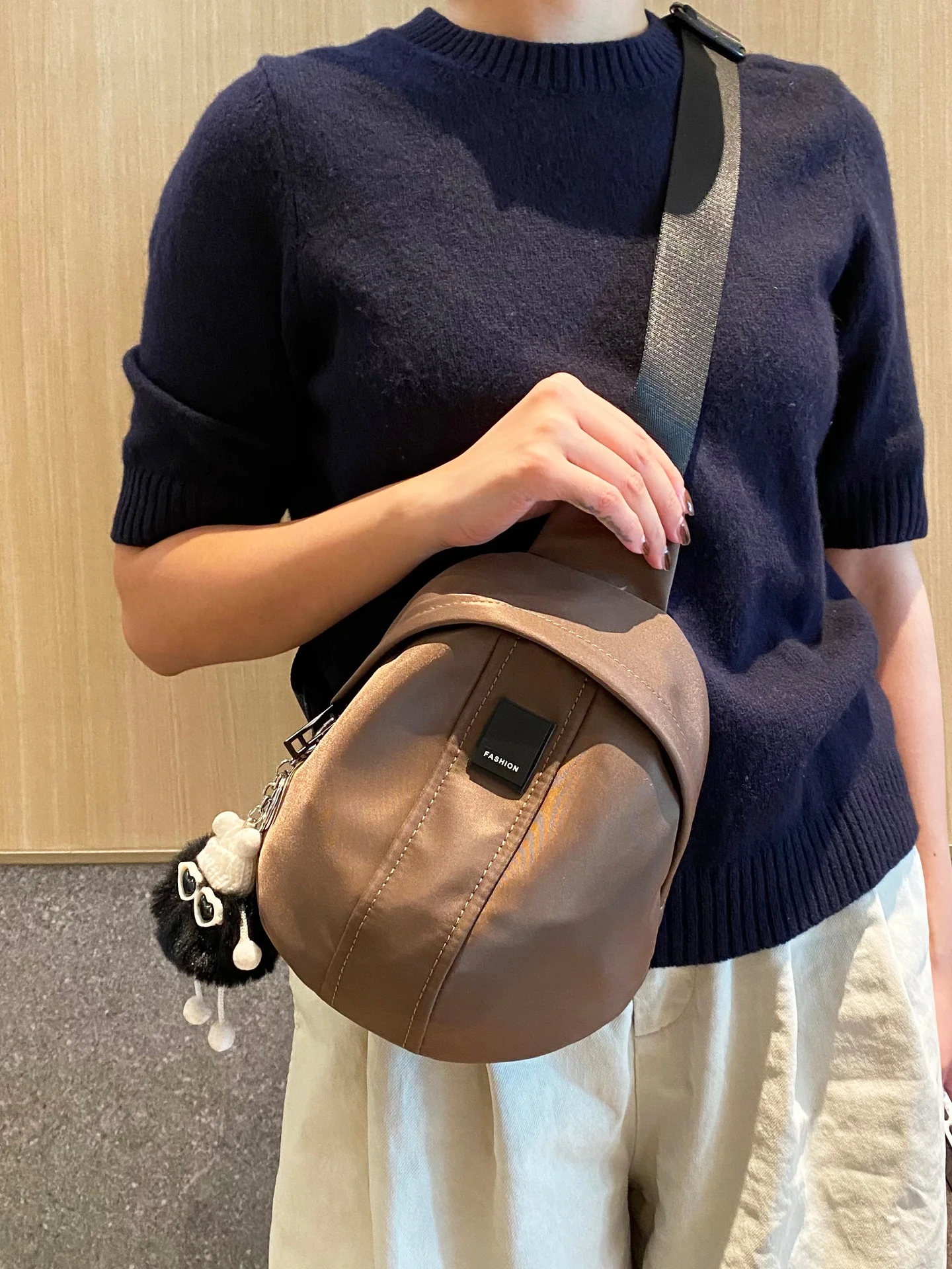 lightweight-riding-small-round-bag-korean-high-aesthetic-value-nylon-fabric-crossbody-waterproof-chest-bag-for-casual-use