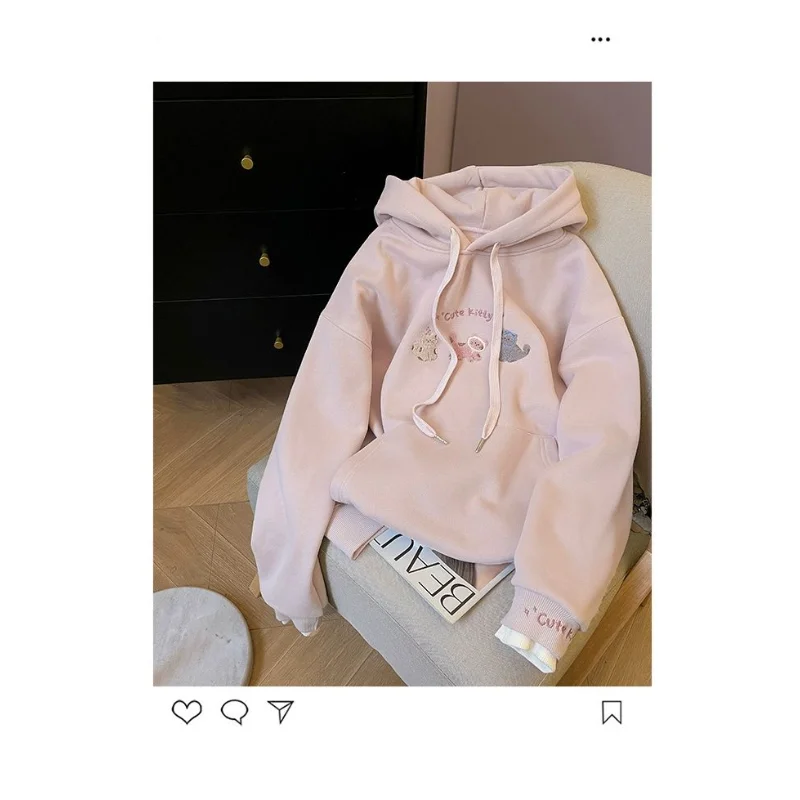 Felpa con cappuccio ispessita calda da donna in velluto ricamato casual allentato alla moda