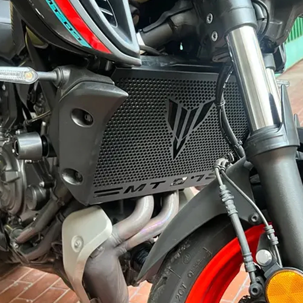 

For YAMAHA MT 07 Motorcycle Accessories MT-07 FZ07 FZ 07 2017 - 2022 2023 2024 Radiator Protective Guard Grille Cover Protector
